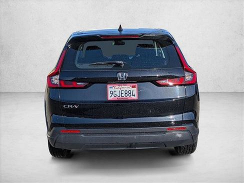 Used 2023 Honda CR-V LX image 6