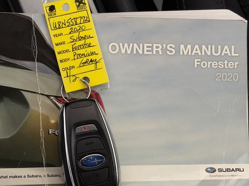 Used 2020 Subaru Forester Premium AWD/4WD image 38