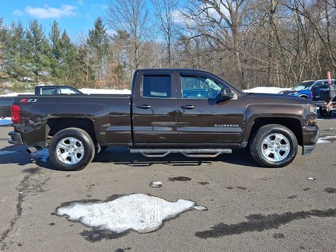 Used 2018 Chevrolet Silverado 1500 LT w/ All Star Edition image 7