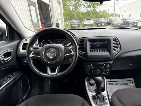 Used 2021 Jeep Compass Sport w/ Cold Weather Group AWD/4WD image 13