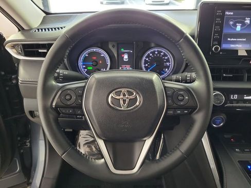 Used 2021 Toyota Venza LE AWD/4WD image 26