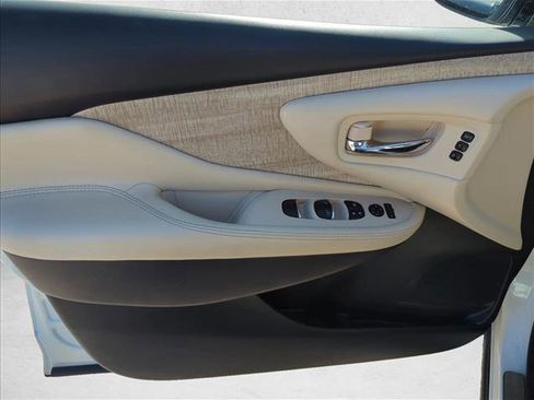 Used 2022 Nissan Murano SL FWD image 10