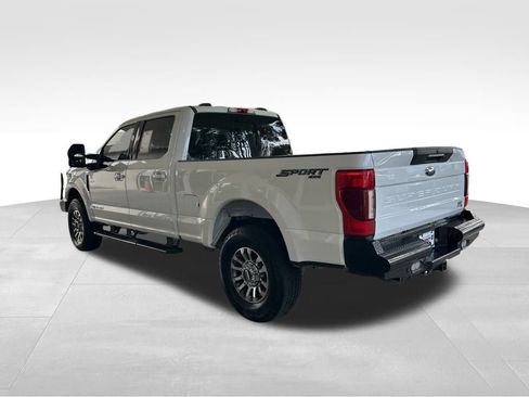 Used 2022 Ford F250 Lariat w/ Lariat Ultimate Package image 4