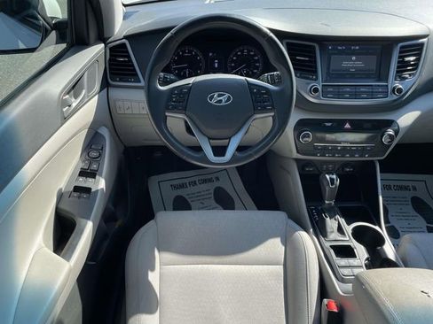 Used 2018 Hyundai Tucson Value FWD image 12