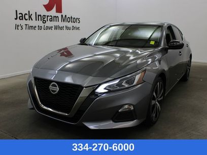 Used 2022 Nissan Altima 2.5 SR