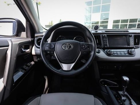 Used 2018 Toyota RAV4 Limited w/ Advanced Technology Package AWD/4WD image 34