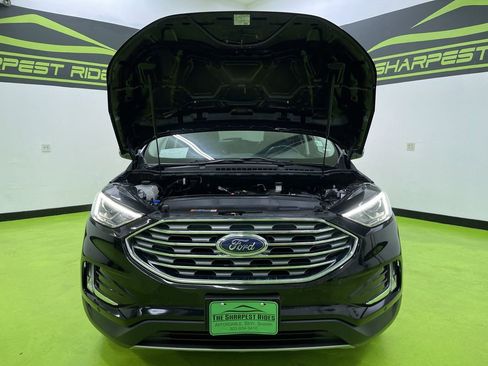 Used 2022 Ford Edge Titanium image 4