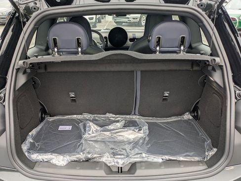 New 2026 MINI Cooper 2-Door Hardtop FWD image 23