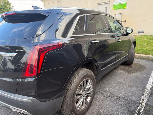 Used 2020 Cadillac XT5 Premium Luxury AWD/4WD image 4