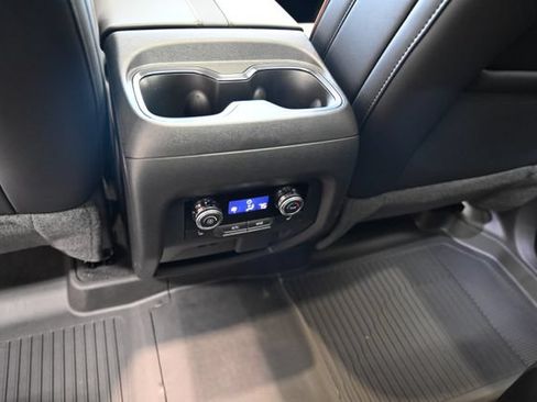 New 2026 GMC Acadia AT4 w/ Luxury Package AWD/4WD image 26