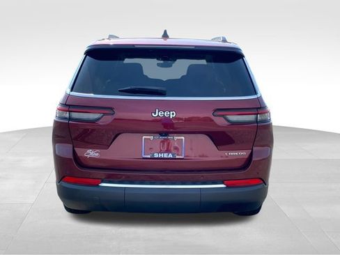 Used 2023 Jeep Grand Cherokee L Laredo RWD image 4