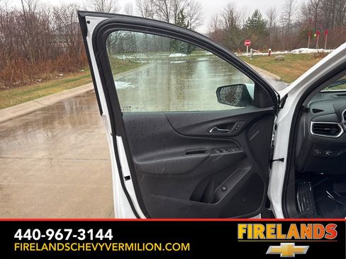 Certified 2024 Chevrolet Equinox LT image 9
