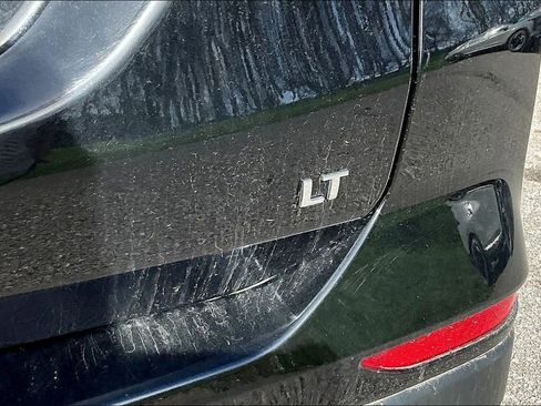 Used 2023 Chevrolet Equinox LT FWD image 22