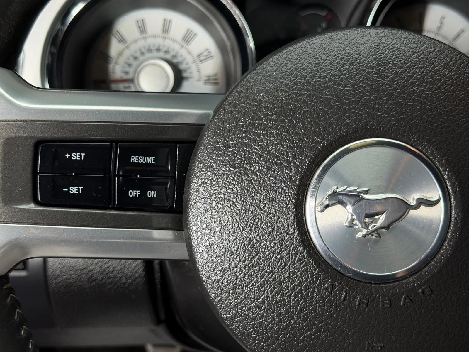 Used 2010 Ford Mustang GT RWD image 23