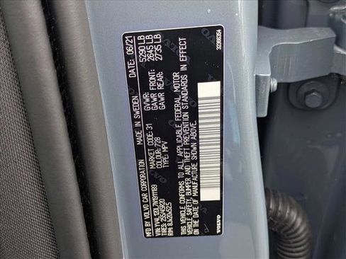 Used 2022 Volvo XC60 B5 Inscription w/ Advanced Package image 25