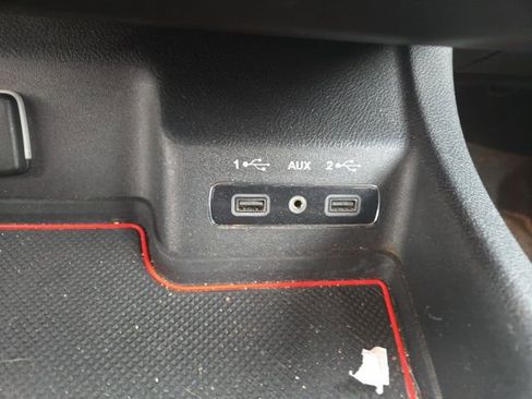 Used 2019 Dodge Durango GT image 17