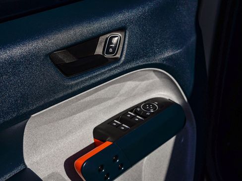 Used 2024 Ford Maverick XLT image 21