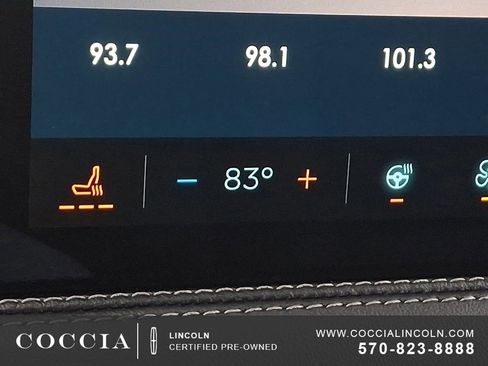 Used 2025 Lincoln Corsair AWD w/ Equipment Group 101A image 25