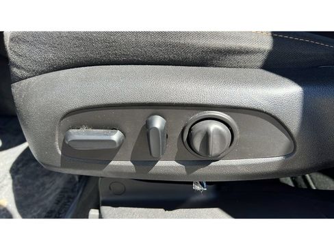 Certified 2018 Chevrolet Traverse LT AWD/4WD image 25