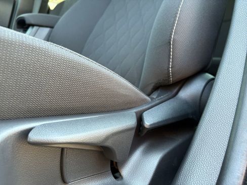 Used 2025 Toyota Corolla LE image 12