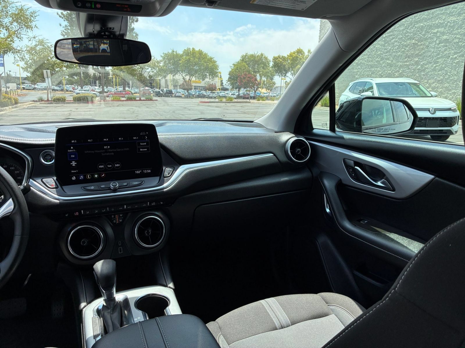 Used 2025 Chevrolet Blazer LT FWD image 35