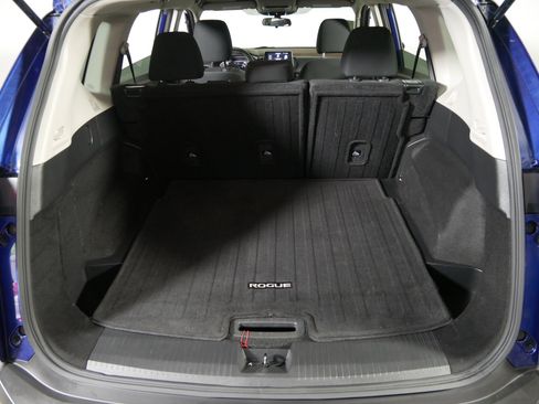 Used 2023 Nissan Rogue S AWD/4WD image 18