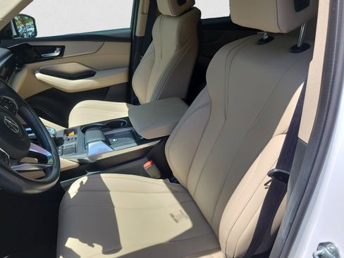 Used 2023 Acura MDX FWD image 11