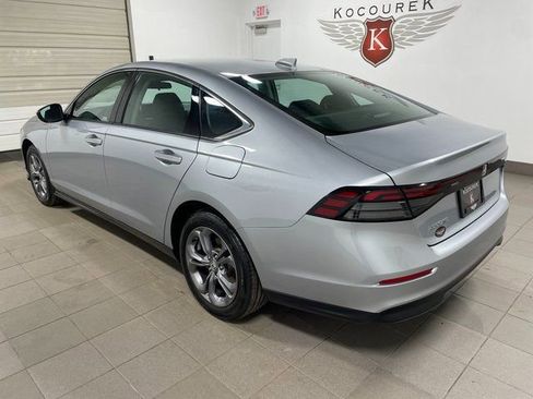 Used 2023 Honda Accord EX image 4