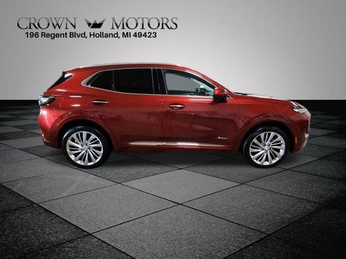 Certified 2024 Buick Envision Avenir image 2