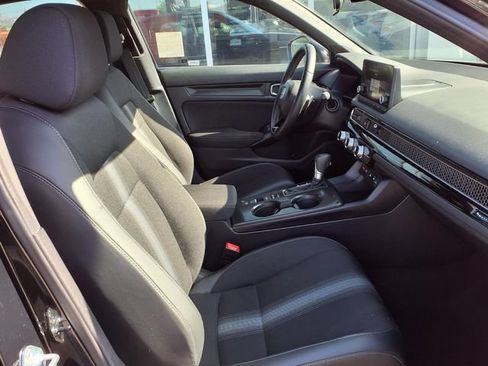 Used 2025 Honda Civic Sport image 25