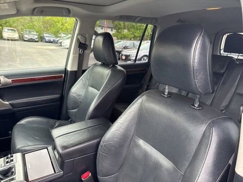 Used 2016 Lexus GX 460 w/ Premium Package AWD/4WD image 8