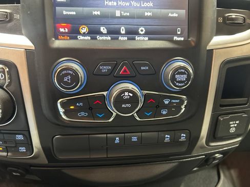 Certified 2019 RAM 1500 Big Horn AWD/4WD image 30
