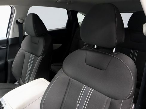Certified 2024 Hyundai Tucson SEL FWD image 30