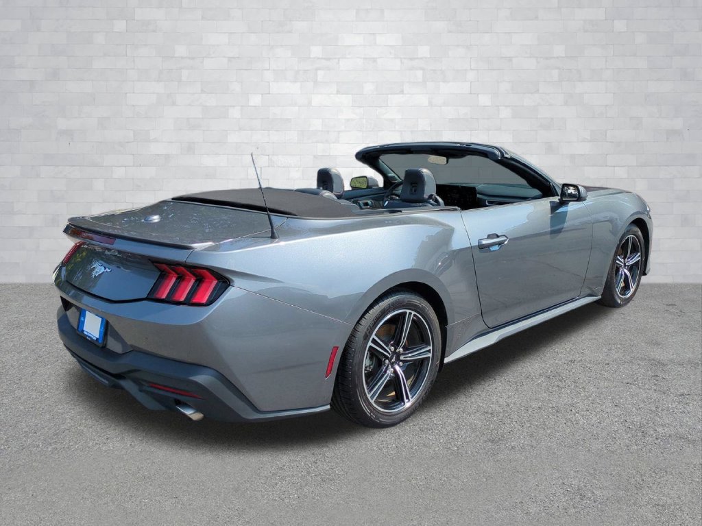 Certified 2025 Ford Mustang Premium RWD image 5