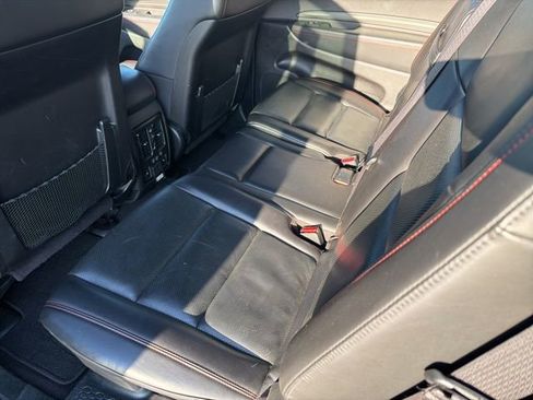 Used 2024 Dodge Durango GT image 13