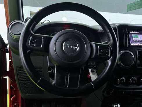 Used 2012 Jeep Wrangler Sport AWD/4WD image 20