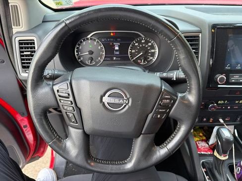 Used 2022 Nissan Frontier SV RWD image 21