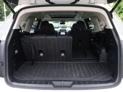 Used 2022 Subaru Ascent Touring AWD/4WD image 7