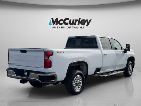 Used 2025 Chevrolet Silverado 2500 LT w/ Convenience Package image 5