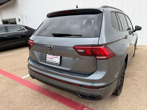 Used 2022 Volkswagen Tiguan SE R-Line image 6
