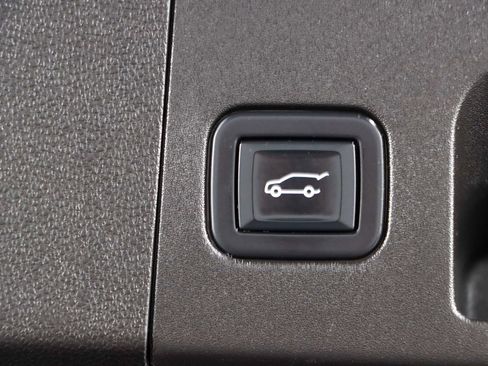 Used 2022 Cadillac XT4 Sport image 31