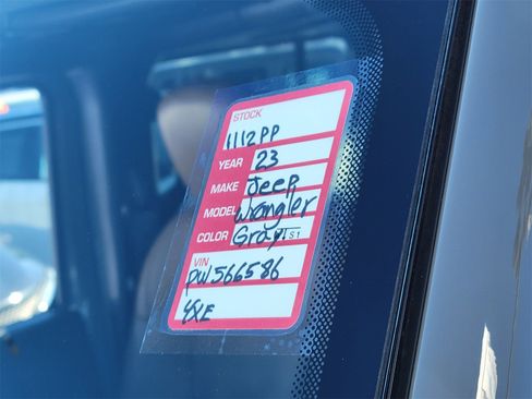 Used 2023 Jeep Wrangler Unlimited Rubicon 4xe w/ Steel Bumper Group image 35