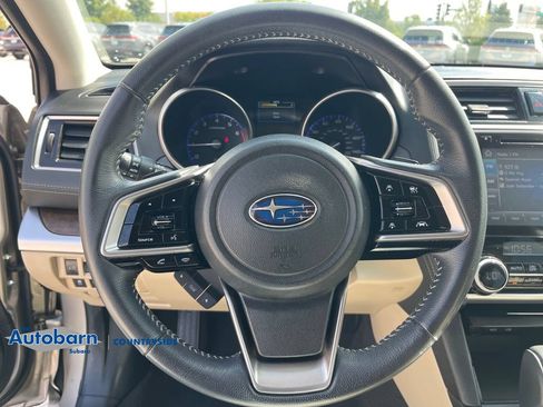 Used 2018 Subaru Outback 2.5i Limited AWD/4WD image 12
