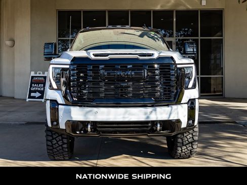 Used 2026 GMC Sierra 3500 Denali Ultimate image 4