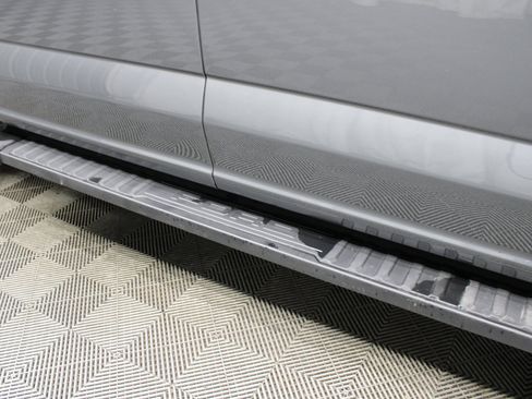 Used 2023 Ford F150 Lariat image 45