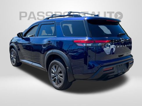 Used 2024 Nissan Pathfinder SV w/ Lighting Package (N92) AWD/4WD image 3