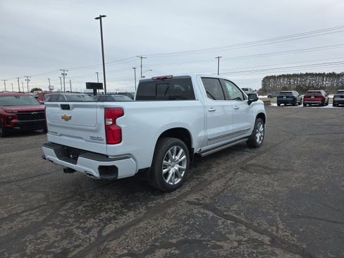 New 2026 Chevrolet Silverado 1500 High Country AWD/4WD image 16
