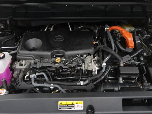 Used 2021 Toyota Highlander Platinum image 30