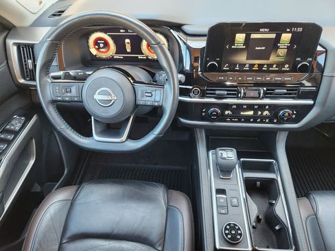 Used 2023 Nissan Pathfinder Platinum w/ Cargo Package image 26