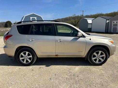 Used 2008 Toyota RAV4 Limited AWD/4WD image 5
